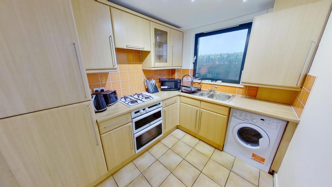 Orangeapartments Riverside Drive,5 Minutes From City Centre アバディーン エクステリア 写真